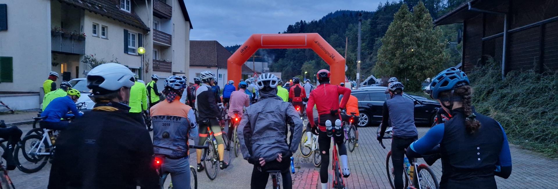 Start Gran Fondo Absolute Cycling